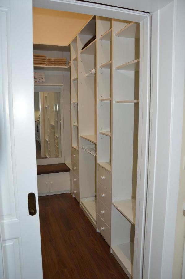 M2-Apartment Szombathely Exteriör bild